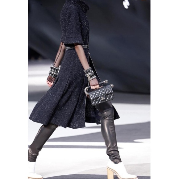 CHANEL 13A Runway Fantasy Fringe Navy Mini Skirt - Picture 3 of 6